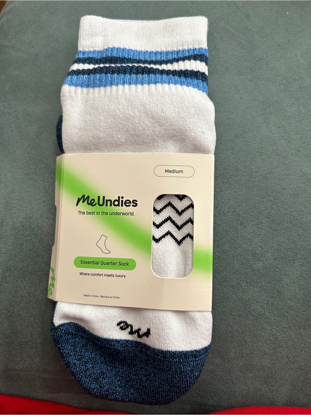 MeUndies White & Blue Quarter Athletic Socks with Navy Accents